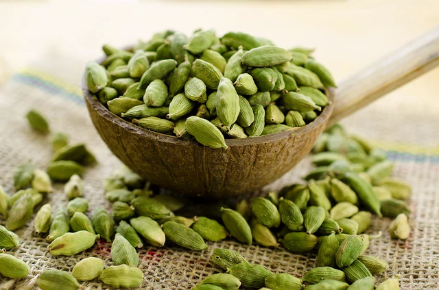 Green Cardamom 